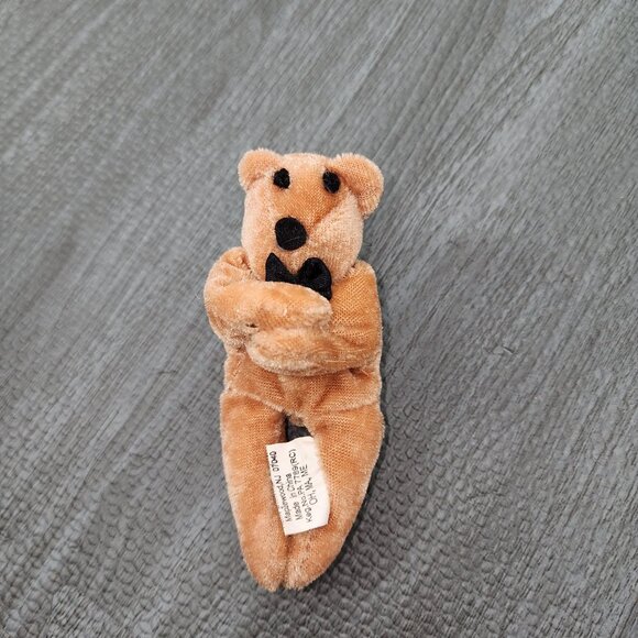 Acme International Magnetic Paws Velvet Teddy Bear Plush Mini Animal Bean Bag - Picture 6 of 6
